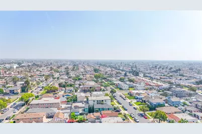 8110 S Denker, Los Angeles, CA 90047 - Photo 36