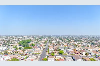 8110 S Denker, Los Angeles, CA 90047 - Photo 38