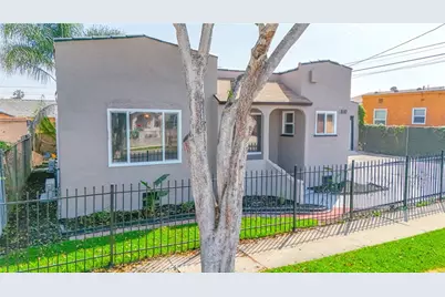 8110 S Denker, Los Angeles, CA 90047 - Photo 4