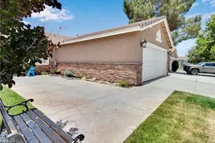 14364 Duke Ct, Adelanto, CA 92301 - Photo 2