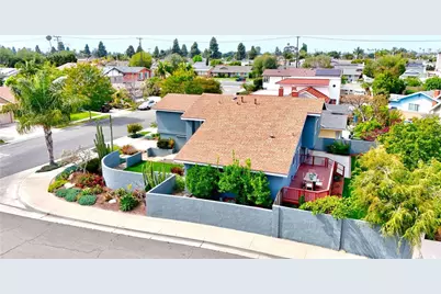 16542 Los Verdes, Huntington Beach, CA 92649 - Photo 18