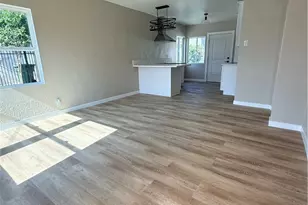 10510 Towne, Los Angeles, CA 90003 - Photo 18