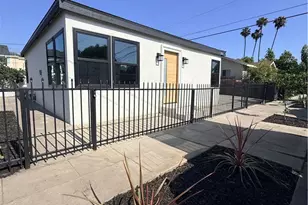 10510 Towne, Los Angeles, CA 90003 - Photo 8