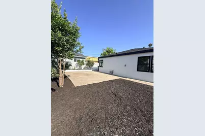 10510 Towne, Los Angeles, CA 90003 - Photo 26