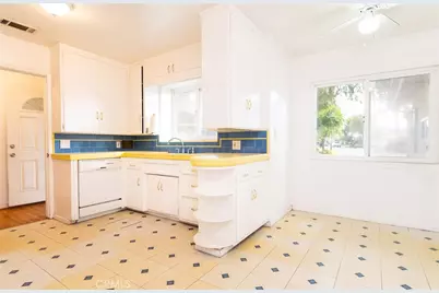 8135 Dacosta, Downey, CA 90240 - Photo 10