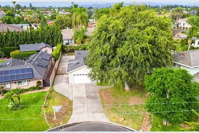 8135 Dacosta, Downey, CA 90240 - Photo 4