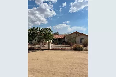 17695 Linden St, Hesperia, CA 92345 - Photo 2