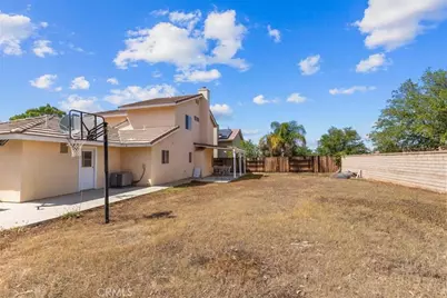 2879 Lancaster, Corona, CA 92882 - Photo 32