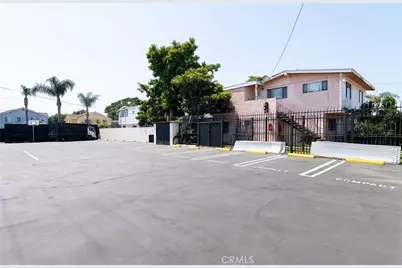 147 E Rosecrans Avenue, Compton, CA 90222 - Photo 8