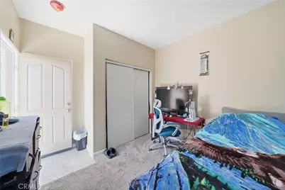13767 Buttermilk, Victorville, CA 92392 - Photo 32