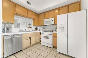 926 W Philadelphia, Ontario, CA 91762 - Photo 6