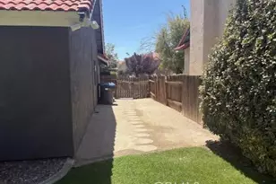 1017 E Ave K6, Lancaster, CA 93535 - Photo 24