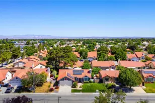 1017 E Ave K6, Lancaster, CA 93535 - Photo 2