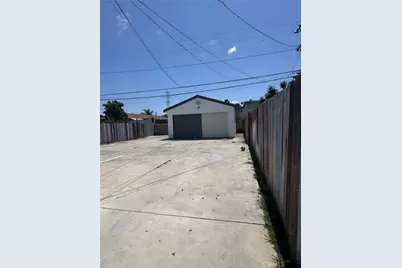 632 E 113th, Los Angeles, CA 90059 - Photo 4