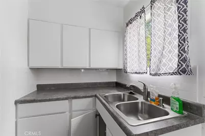 1107 Mahanna, Long Beach, CA 90813 - Photo 28
