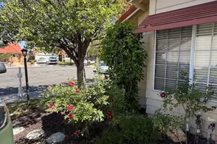 23044 Canyon Hills Dr, Corona, CA 92883 - Photo 20