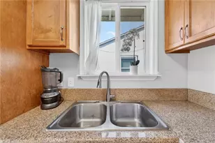 7747 Crossway Dr, Pico Rivera, CA 90660 - Photo 16