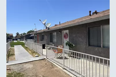18335 Montezuma, Adelanto, CA 92301 - Photo 10