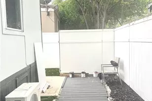 400 E Arbor Street, Long Beach, CA 90805 - Photo 28