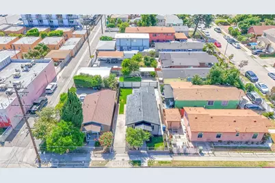 8511 Maie, Los Angeles, CA 90001 - Photo 34