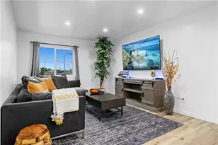 327 E Lanzit, Los Angeles, CA 90061 - Photo 4