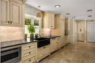 2342 Cynthia Ct, Costa Mesa, CA 92627 - Photo 14