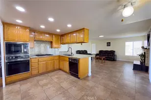 1215 Date Palm, Palmdale, CA 93551 - Photo 18