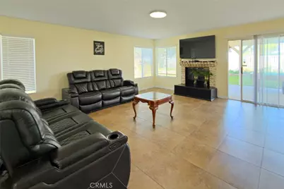 1215 Date Palm, Palmdale, CA 93551 - Photo 14