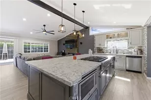 10652 Thomas, Anaheim, CA 92804 - Photo 6