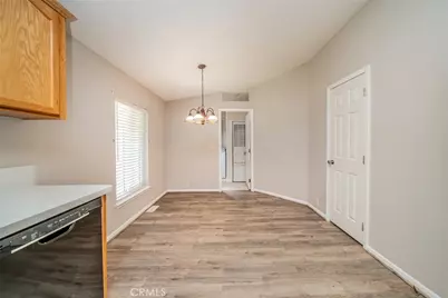 22241 Nisqually #89, Apple Valley, CA 92308 - Photo 8