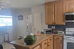16211 Encina, Victorville, CA 92395 - Photo 28