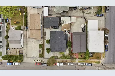 1472 W 37th Street, Los Angeles, CA 90018 - Photo 2