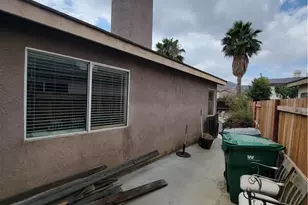 26461 Prairie Ln, Moreno Valley, CA 92555 - Photo 12