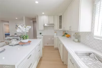 223 S Aprilia Ave, Compton, CA 90220 - Photo 8