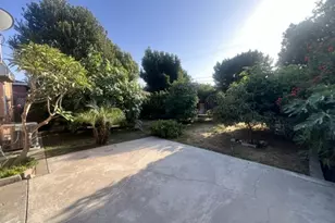 9523 Mallison, South Gate, CA 90280 - Photo 2