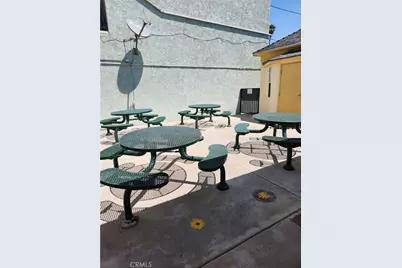 7422 S Western Avenue, Los Angeles, CA 90047 - Photo 6
