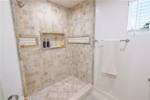 223 S Aprilia Ave, Compton, CA 90220 - Photo 22