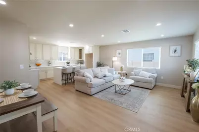 223 S Aprilia Ave, Compton, CA 90220 - Photo 2