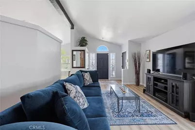 20123 Edgewater, Canyon Country, CA 91351 - Photo 6