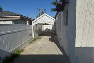 737 Brady, East Los Angeles, CA 90022 - Photo 20