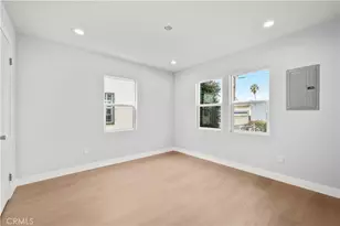 2049 W 71st St, Los Angeles, CA 90047 - Photo 20