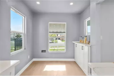 2049 W 71st Street, Los Angeles, CA 90047 - Photo 12