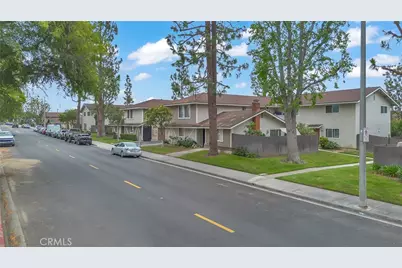 174 W Grove Street #4, Pomona, CA 91767 - Photo 4