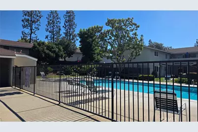 174 W Grove Street #4, Pomona, CA 91767 - Photo 34