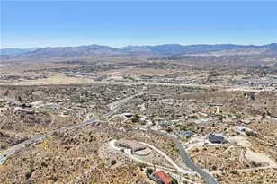 6057 Buena Suerte, Yucca Valley, CA 92284 - Photo 64