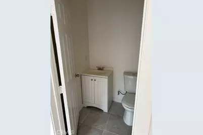 300 E 42nd Place, Los Angeles, CA 90011 - Photo 12