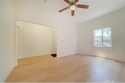 811 E 42nd, Los Angeles, CA 90011 - Photo 12