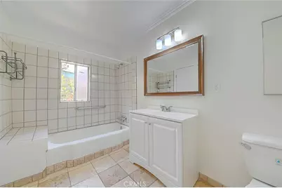 811 E 42nd, Los Angeles, CA 90011 - Photo 20