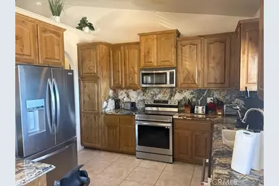 20624 Lasky, California City, CA 93505 - Photo 12