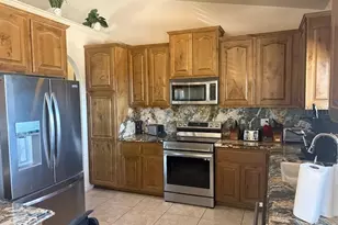 20624 Lasky, California City, CA 93505 - Photo 12